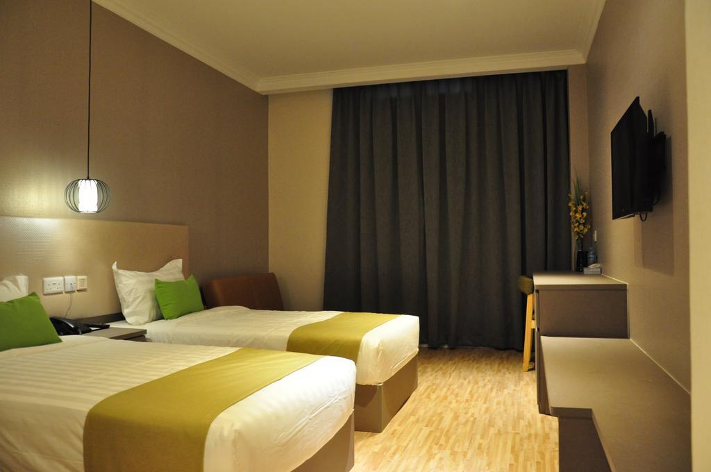 Champion Hotel Singapore Room photo